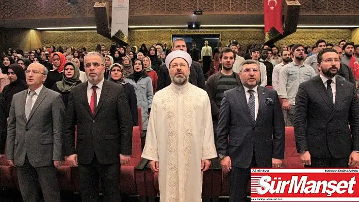 Ali Erbaş: 'Ruhu doğru dini bilgi ile beslemek bozulan dünyanın dengesini düzeltmek için önemlidir'