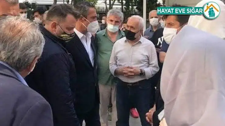 Ali Koç, Emre Belözoğlu'nu acı gününde yalnız bırakmadı