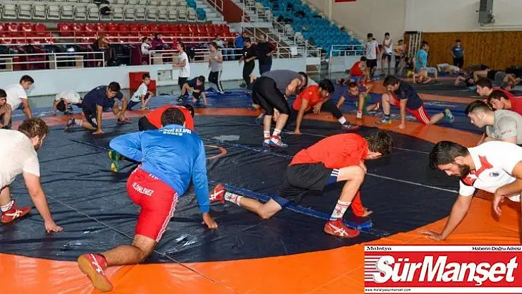 Altındağ Belediyespor Kulübü İşitme Engelliler Güreş Takımı güç depoluyor