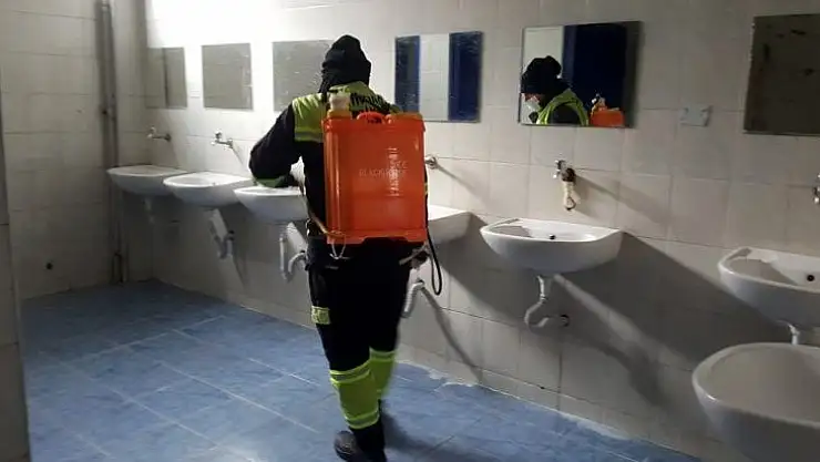 Altındağ'da okullar ilaçlandı