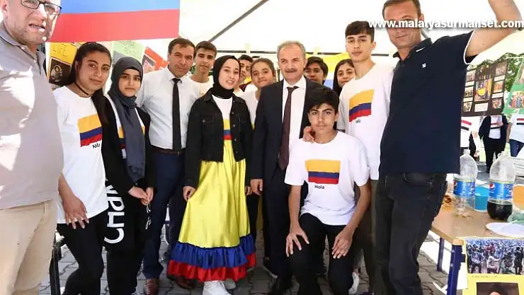 Altınşehir Anadolu Lisesinde İkinci Dil Şenliği düzenlendi