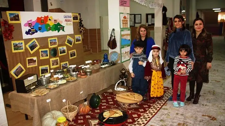 Anaokulu öğrencileri Türkiye'yi tanıyıp tanıttı