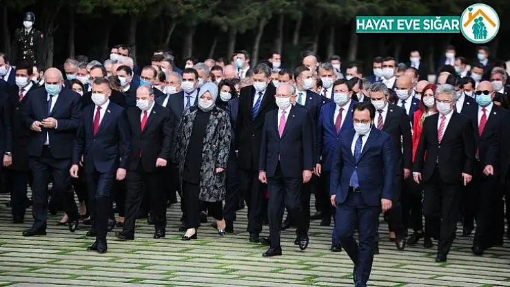 Anıtkabir'de 23 Nisan kutlaması devlet erkanının katılımıyla sınırlı kaldı