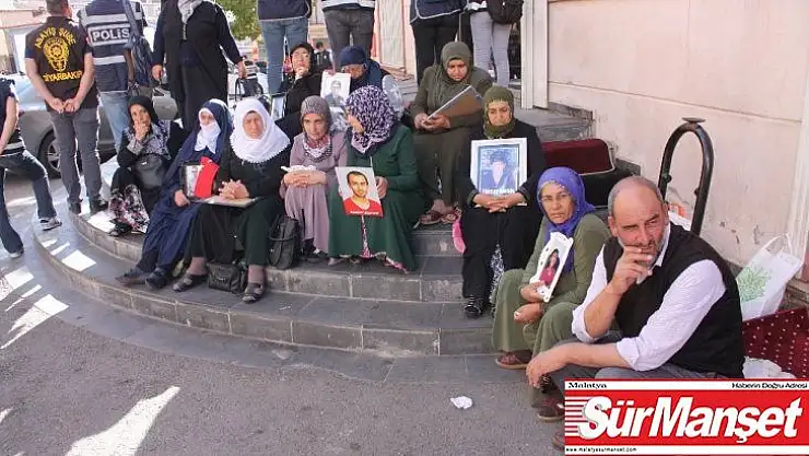 Annelerin HDP önündeki evlat nöbeti 28'inci gününde