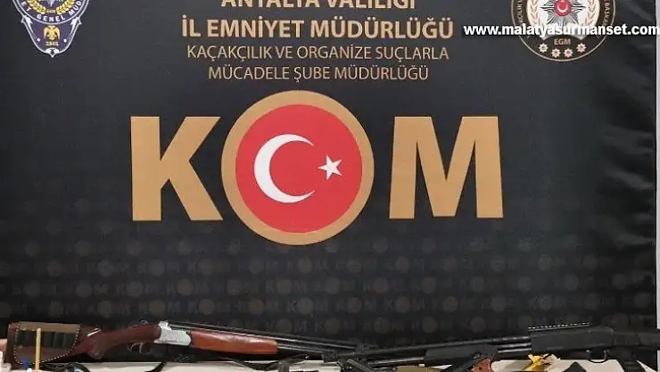 Antalya'da 'Sahil Rüzgarı-2' operasyonu: 14 gözaltı