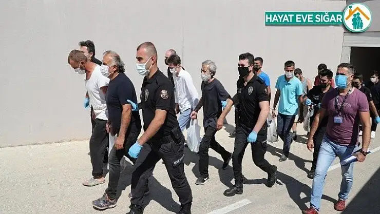 Antalya'da aranan 97 şüpheli yakalandı