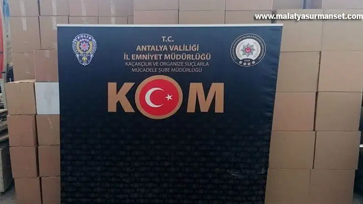 Antalya'da kaçak sigara operasyonu: Binlerce boş ve tütün dolu makaron ele geçirildi