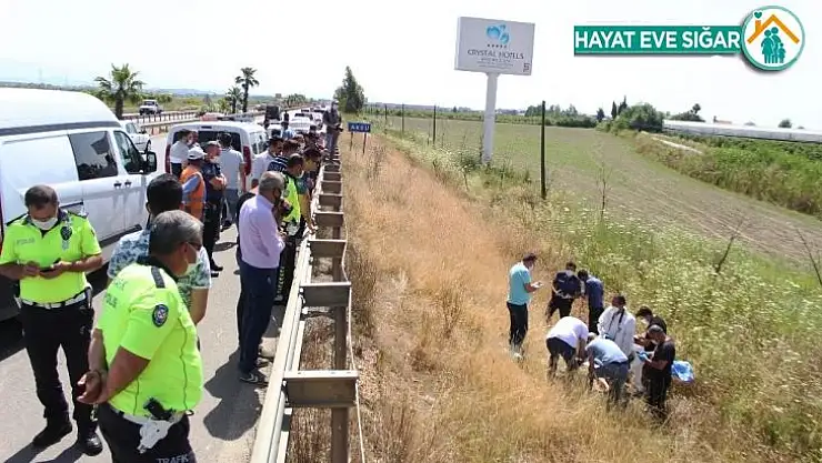 Antalya'da yol kenarında şüpheli ölüm