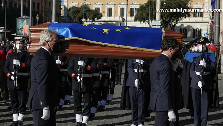 AP Başkanı Sassoli için Roma'da cenaze töreni