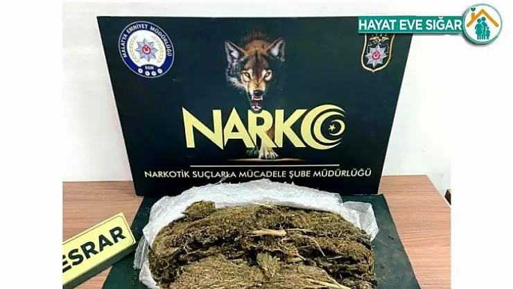 Araç Aramasında 1.876 Gr. Kubar Esrar Yakalandı
