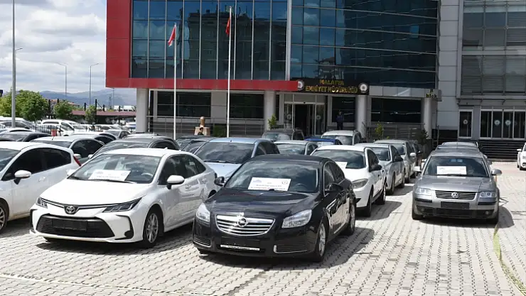 Araçlara Change İşlemi Yapan 11 Zanlı Yakalandı