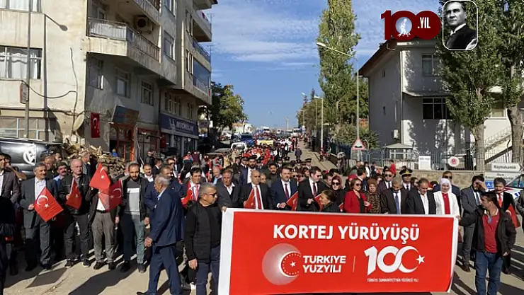Arapgir'de Cumhuriyetin 100. Yıl Dönümünde Programı Düzenlendi