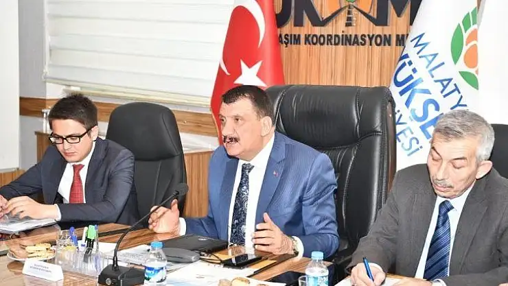 Arapgir ve Akçadağ'ın yatırımları masaya yatırıldı