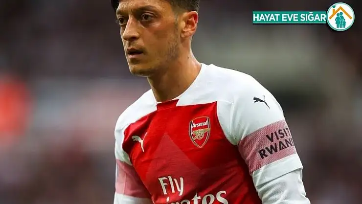 Arsenal'de Mesut Özil krizi