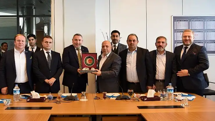 Arslan, Erciyes Anadolu Holding'te toplu iş sözleşmesi müzakerelerine katıldı