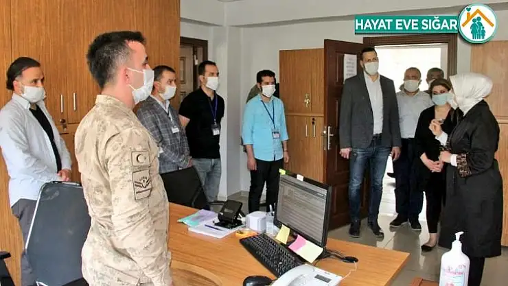 'Artık 'Millet başının çaresine baksın' diyen bir devlet yok'