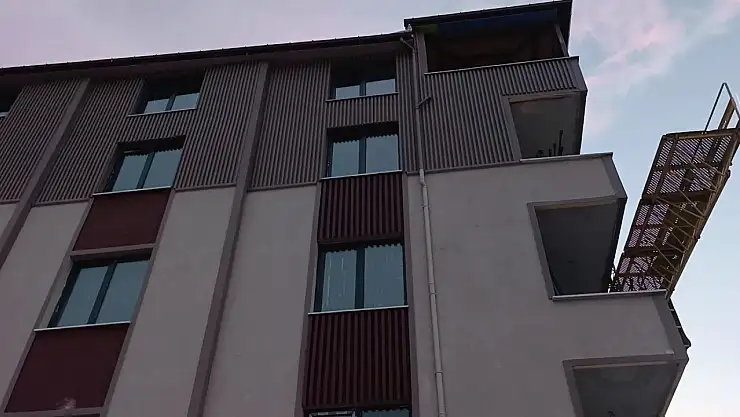 Asansör Boşluğuna Düşen Genç İşçi Hayatını Kaybetti!