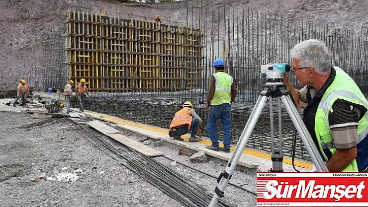 ASKİ genel müdürlüğü, kesintisiz ve sağlıklı su temini için içme suyu hatlarını yeniliyor
