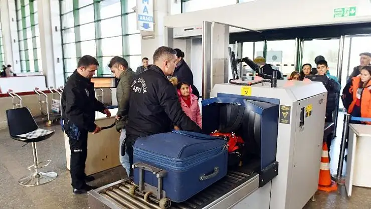 AŞTİ'de sömestr yoğunluğu