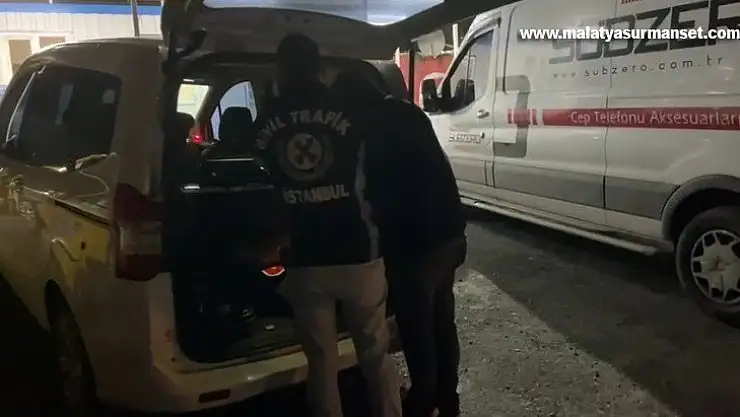 Ataşehir'de 'çocuğum üşüyor' diyen yolcuyu aracına almayan taksiciye ceza