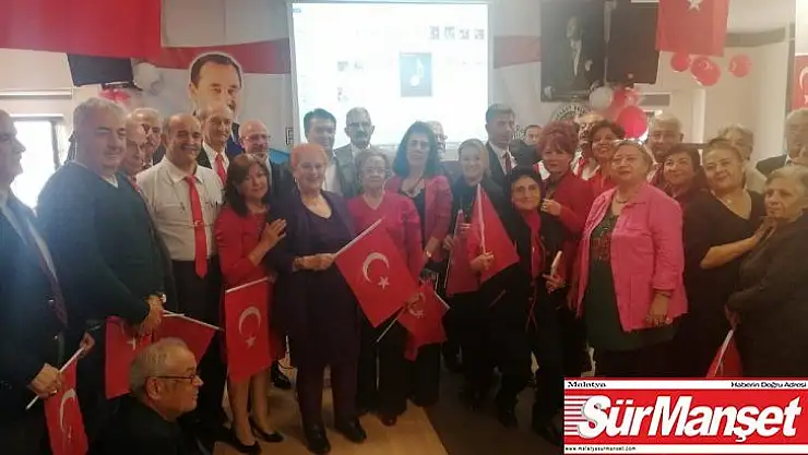 Atatürk Emekliler Konağı üyeleri 24 Kasım'ı coşkuyla kutladı
