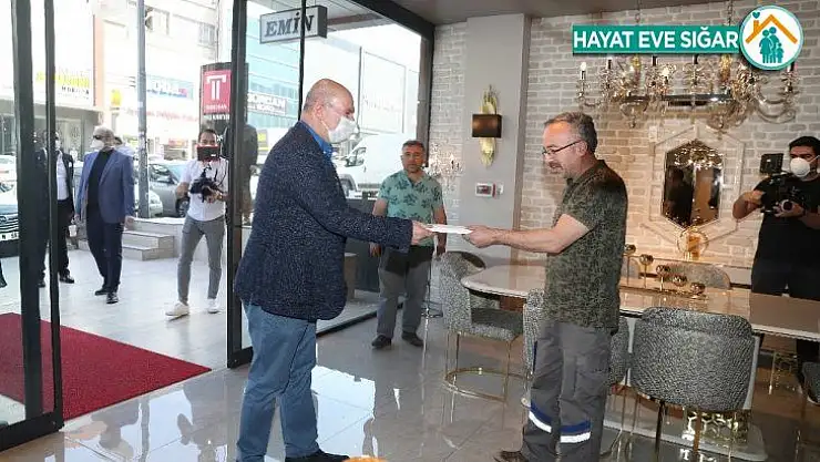 ATO maske dağıtımına başladı