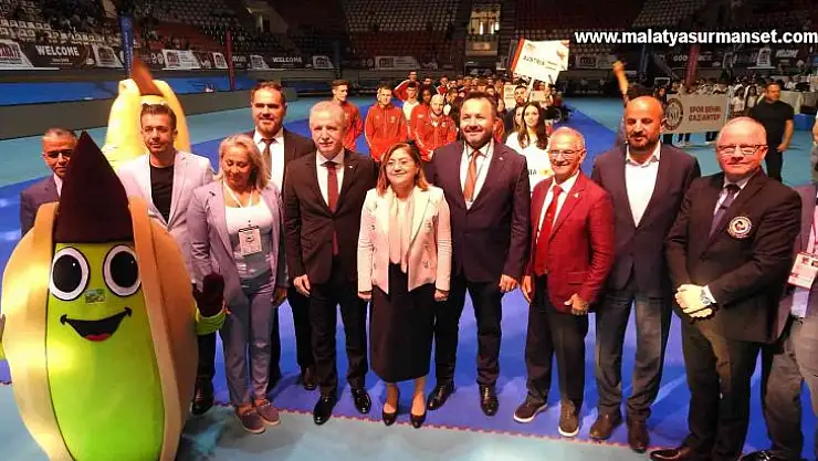 Avrupa Büyükler Karate Şampiyonası'nın resmi açılışı yapıldı