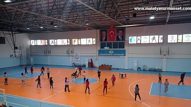 Bağlar Belediyespor'dan voleybol alt yapısına yatırım