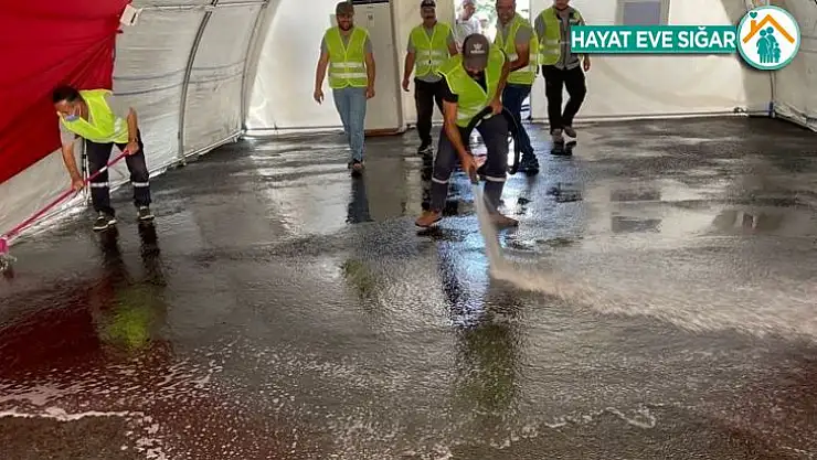 Bağlar'da 'Bir gün değil, 365 gün temizlik' sloganıyla yaşam alanları temiz tutuluyor