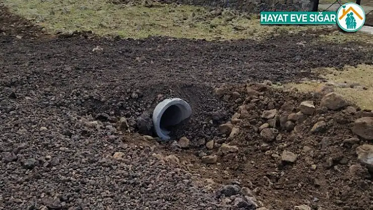 Bağlar'da yol yapım çalışmaları sürüyor