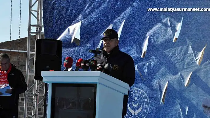 Bakan Akar: