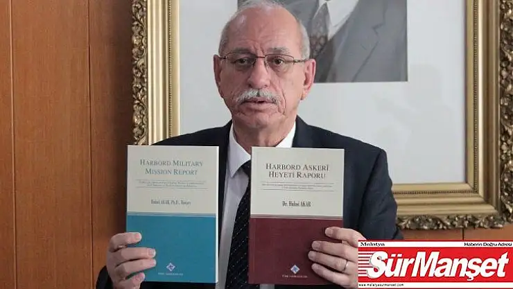 Bakan Akar, kitabının telif gelirlerini TSK Mehmetçik Vakfı'na hediye etti