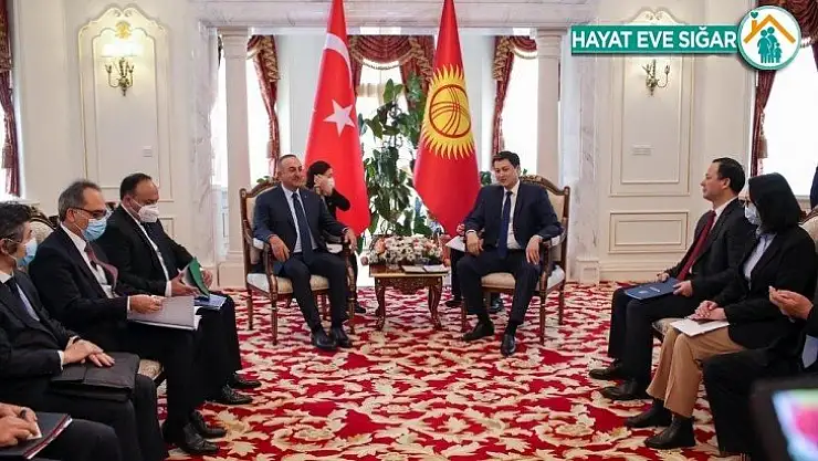 Bakan Çavuşoğlu, Kırgızistan Başbakanı Maripov ile görüştü