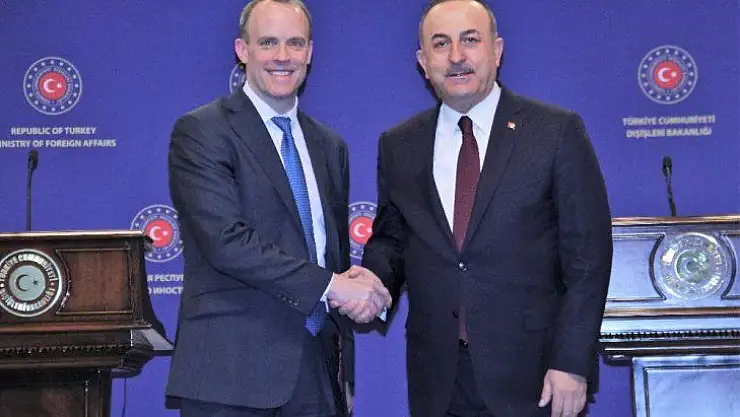 Bakan Çavuşoğu, İngiliz mevkiidaşı Raab ile ortak basın toplantısı düzenledi
