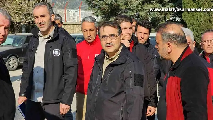 Bakan Dönmez, 'Hem çalışanlarımız hem de bölge insanı 2 bin konteynerlik kent planlanıyor'