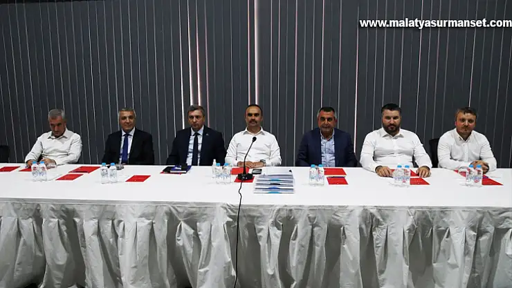 Bakan Kacır, Malatya'da sanayicilerle bir araya geldi
