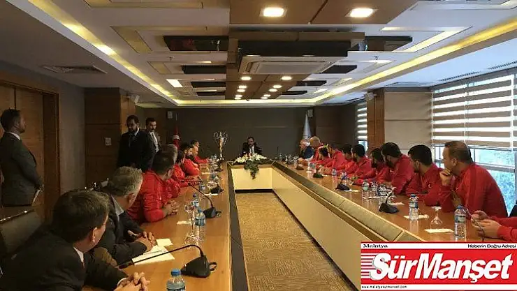 Bakan Kasapoğlu: '12 cesur yüreğin ülkemizde önemli bir yeri var'