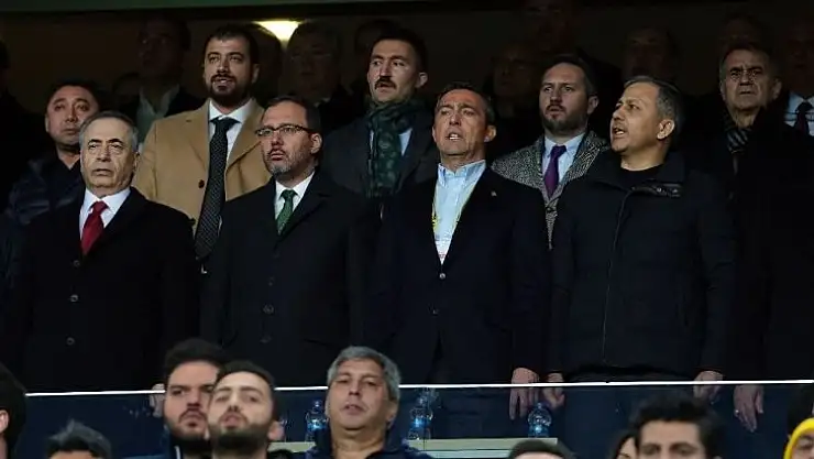 Bakan Kasapoğlu, derbiyi başkanlarla izledi