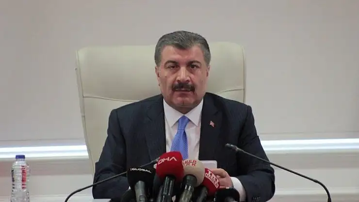 Bakan Koca: '5 ülkeden gelen vatandaşlar raporlu sayılabilecek'