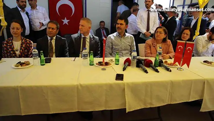 Bakan Kurum'dan Başkan Şahin'e 'Atom Karınca' benzetmesi