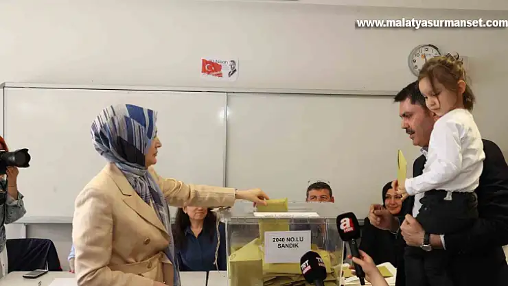 Bakan Kurum oyunu İstanbul'da kullandı