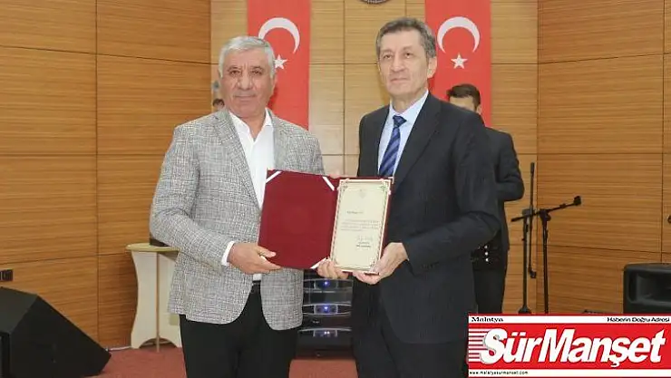 Bakan Selçuk'tan eğitime destek verenlere teşekkür