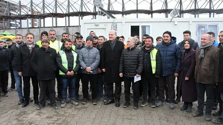 Bakan Soylu, konteyner kentleri inceledi