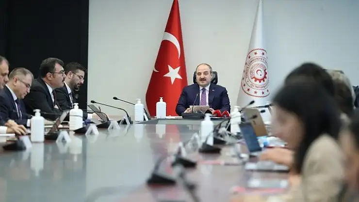 Bakan Varank: 'Spesifik olarak aşıya odaklandık'