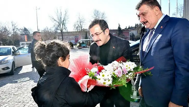 Bakan Yardımcısı Aksu, Başkan Gürkan'ı ziyaret etti