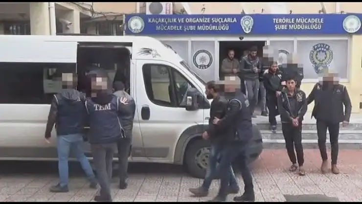 Barış Pınarı Harekatı'nda yakalanan 8 terörist tutuklandı