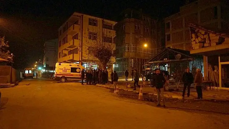 Barışmak için buluşan iki aile arasında silahlı kavga 3 ölü  2 yaralı