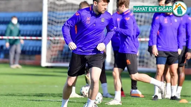 Başakşehir'de Giuliano takımla, Rafael bireysel çalıştı