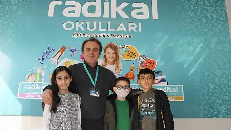 Başarılı öğrencilere 'Radikal Altın' ödülü