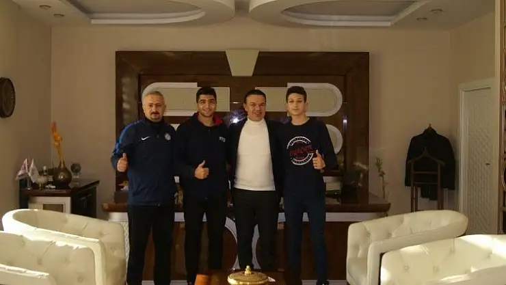 Başarılı sporcular tebrik edildi